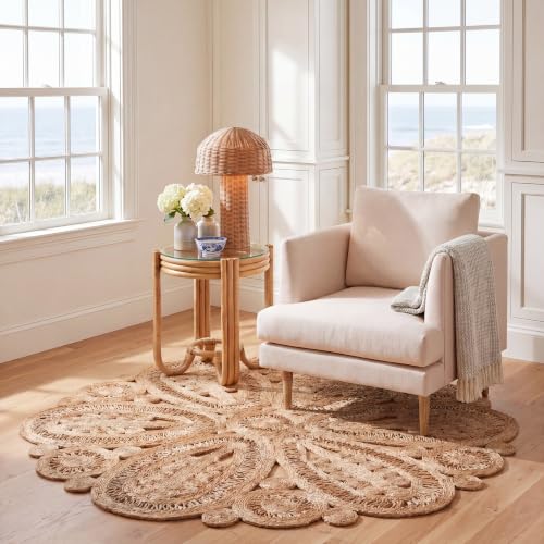 SAFAVIEH Area Rug 5' Round - Natural Fiber Collection - Natural Brown, Handmade Jute, Decorative Boho Floral Design (NF360A) - color: Natural, size: 5' (Round)