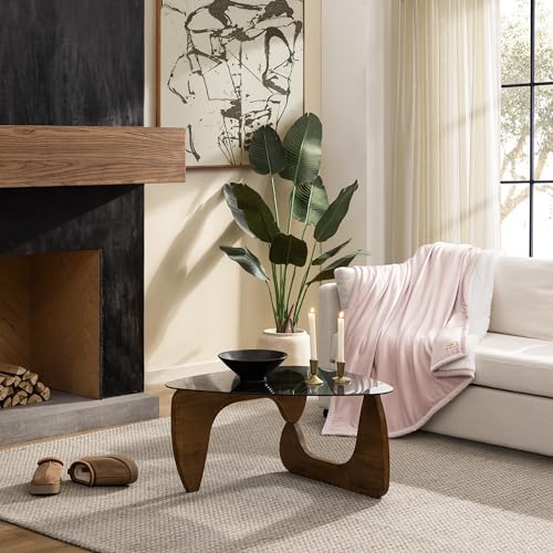 UGG Bliss Fleece Throw Blanket for Couch, 50''x70'', Quartz Pink | Super Soft & Reversible, Plush Fluffy Bedding, Oeko-Tek Compliant, Giftable Blanket, Medium Weight, Machine Washable - color: Pink
