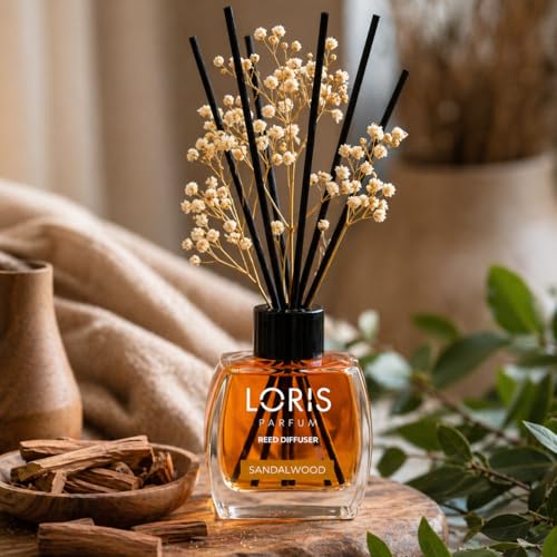 Loris Sandalwood Reed Diffuser Set with Dried Flowers | Reed Diffusers for Home with Sticks | Bathroom Diffuser & Room Scent | Long-Lasting Home Fragrance | 120 mL / 4.06 fl oz - color: Sandalwood