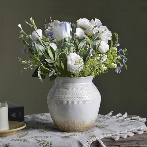 Quoowiit Ceramic Rustic Farmhouse Vase, White Distressed Flower Vase for Home Decor, Boho Decorative Vases for Centerpiece Table Decorations, Vases for Living Room Kitchen Entryway Mantle Shelf Decor - color: White