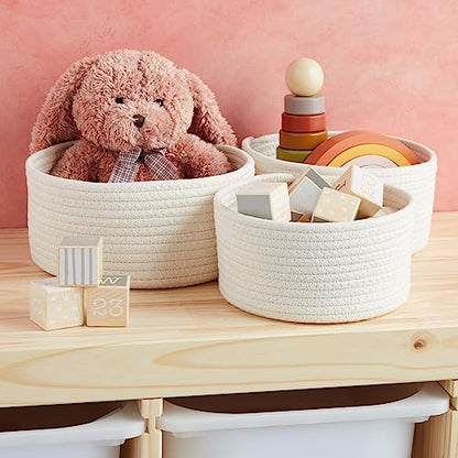Farmlyn Creek 3 Piece Round Basket Set - Versatile Storage Bins for Organizing - Space-Saving Nesting Round Baskets for Shelves - Pack of 3, 9x9x4.5in/8.3x8.3x4.3in/7.5x7.5x4in