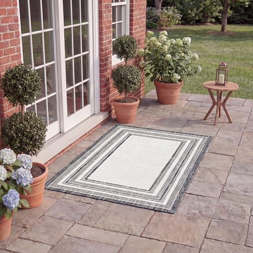SAFAVIEH Washable Rug Outdoor Courtyard Collection - 2'3" x 4', Ivory & Black, Non-Shedding & Easy Cleaning, Ideal for Patio, Front Door, Entryway, Mudroom, Doormat (CY8475-53712) - color: Ivory/Black, size: 2'3" x 4' (Rectangular)