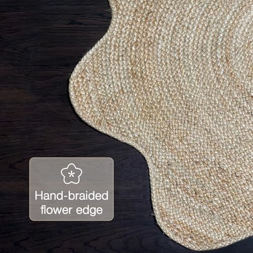 Hand Woven Natural Jute Braided Rug – 6 Ft Round Scalloped Rug | Rustic Boho Farmhouse Reversible Rug for Entryway, Front Door, Kitchen, Nursery, Dining Room, or Patio | Natural Fiber Rug - size: 6' x 6' (Flower)
