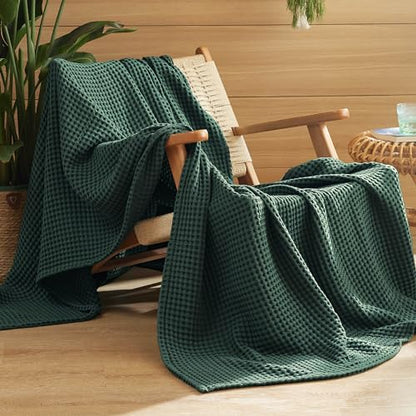 Bedsure Lightweight 100% Cotton Waffle Blanket, Twin XL, Dark Green | Summer, Breathable, Soft, Light, Thin, Bed, Couch, Sofa, Chair, 66"x90", Sheet Blanket, Dorm Room Essentials, Guys, Girls - color: Dark Green, size: Twin Xl (66" X 90")
