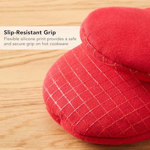 KITCHENAID Gourmet Series Gridlines Mini Oven Mitts 2-Pack Set, Heat Resistant up to 600°F, Soft Silicone Grip, Magnetic Cuff, Passion Red, 5.5"x9" - color: Passion Red