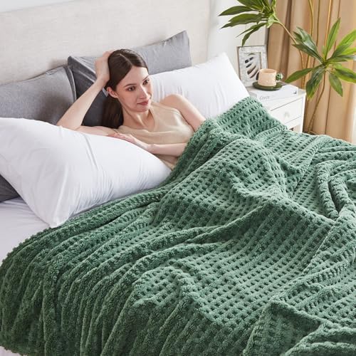 Soft Cozy Fuzzy Fleece Queen Size Blanket, Waffle Bronze Green, 90x90 Inches – Lightweight, Fluffy, and Warm 3D Jacquard All-Season Blanket for Bed, Couch, Sofa, Camping, and Travel - color: Waffle Bronze Green, size: Queen (90" x 90")