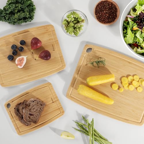 Lightweight Durable Bamboo Cutting Board Set with Non-Slip Feet, Wood Cutting Board for Busy Kitchen, Easy Clean Wooden Chopping Boards with Juice Groove Best House Warming Gift Set of 3 (S+M+L) - color: Natural Bamboo, size: Set of 3 (Small + Medium + La