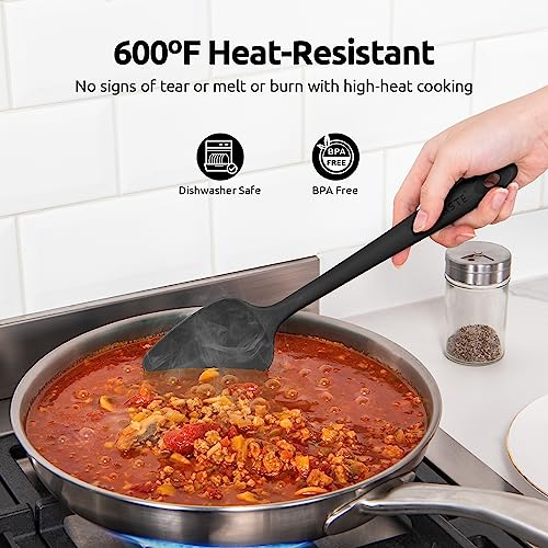 U-Taste 600℉ Heat Resistant Food Grade Non Stick Firm Cooking Tongs Set of 2, and 600ºF Heat Resistant 11.38in Flexible Non-Stick Spatula & Spoon Spatula Set of 2 (Black)