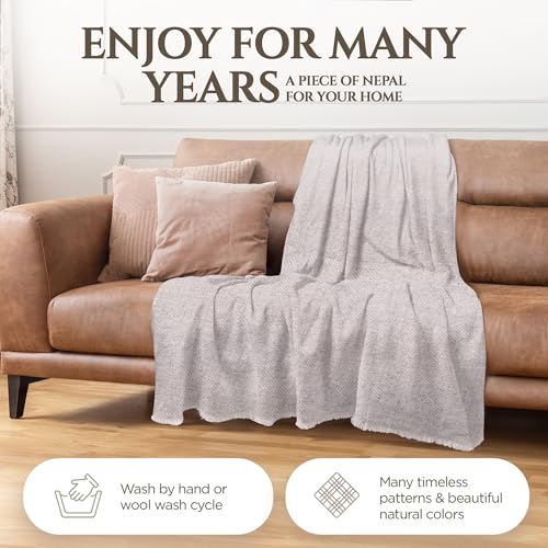 Cashmere Blanket – Hand Woven 100% Pure Wool Throw Blanket, 135 x 270 cm – Plain Cozy, and Soft Blanket for Bed, Sofa, or Couch - Made in Nepal - color: Grey