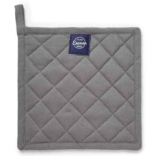 Encasa XO Pot Holders, Quilted Kitchen Hot Pads 8"x8" Grey | 100% Heavyweight Cotton | Quilted Insulation | Multipurpose Trivets & Hot Pads | Hanging Loop | Set of 2 - color: Grey.