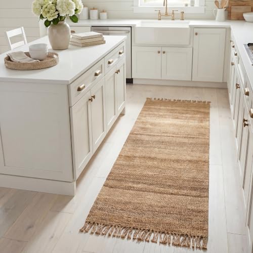 SAFAVIEH Natural Fiber Collection Runner Rug - 2'6" x 8', Natural, Handmade Boho Fringe Woven Jute, Ideal for High Traffic Areas in Living Room, Bedroom (NF368A) - color: Natural, size: 2'6" x 8' (Runner)