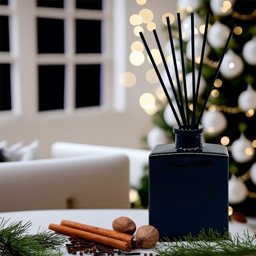 Reed Diffuser Set, Christmas Night - Bathroom Shelf Décor | Cinnamon spice, Almond, Clove, Cedarwood, Fresh Balsam and Fir needle - color: Christmas Night