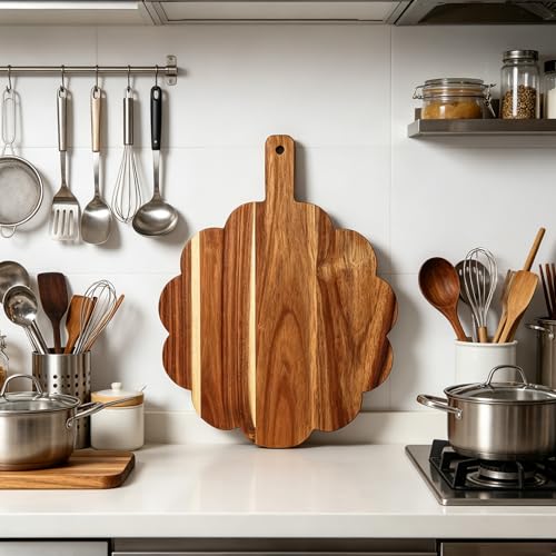5 Pcs Acacia Wood Scalloped Cutting Board Wood Bulk Decorative Cutting Boards for Kitchen Unique Cutting Board Bulk for Bread Meat Cutting Boards Fruit Cheese Pizza Crafts Rustic Wall