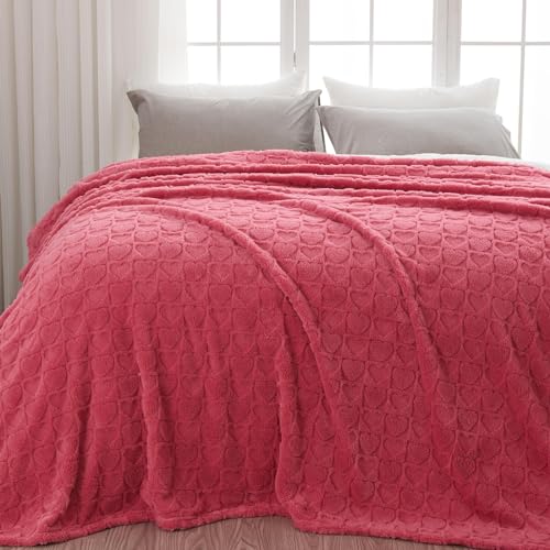 NEWCOSPLAY 3D Heart Checkered Flannel Queen Blanket, Coral Pink, 90"x90" | Super Soft Cute Lightweight Decorative Premium Silky Fleece Blanket for Couch Sofa Bed, Gift for Women Men, All Season Use - color: Coral Pink Love, size: Queen(90"x90")
