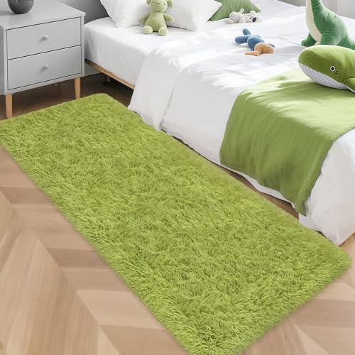 Green Runner Rug for Bedroom Green 2x5ft Fluffy Area Rug Bedside Runner Rug for Kids Room Boys Teens Nursery Baby Living Room Dorm Home Decor Carpets - color: Grassgreen, size: 2' x 5' (Runner)