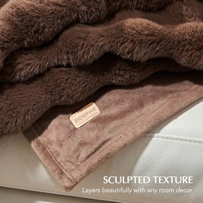 Faux Rabbit Fur Bubble Throw Blanket, 60"x80", Chestnut | Ultra Soft, Luxury Faux Rabbit Fur Throw, Thick Warm Bubble Blanket, Cozy Fluffy Reversible, for Bed, Couch, Chair, Sofa - color: Chestnut, size: 60"x80"