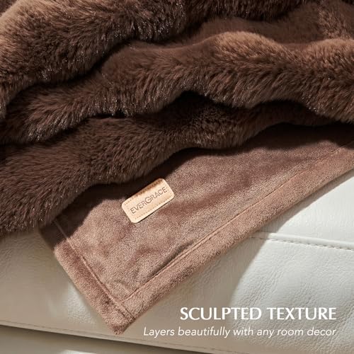 Faux Rabbit Fur Bubble Throw Blanket, 50"x60", Chestnut | Ultra Soft, Luxury Faux Rabbit Fur Throw, Thick Warm Bubble Blanket, Cozy Fluffy Reversible, for Bed, Couch, Chair, Sofa - color: Chestnut, size: 50"x60"