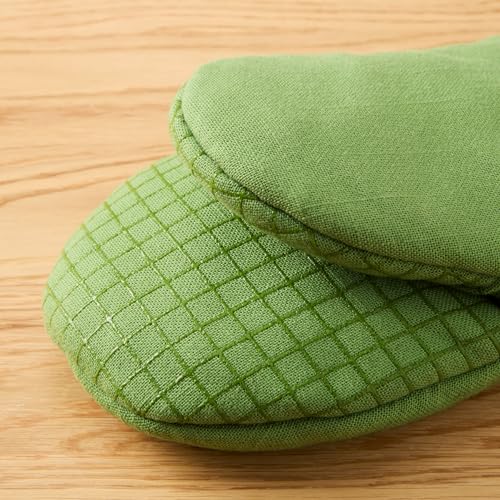 KITCHENAID Gourmet Series Gridlines Mini Oven Mitts 2-Pack Set, Heat Resistant up to 600°F, Soft Silicone Grip, Magnetic Cuff, Matcha Green, 5.5"x9" - color: Matcha Green