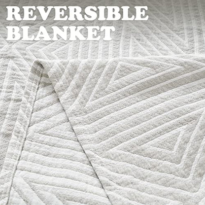 jinchan 100% Cotton Muslin Blanket Twin Boho Throw Blanket 50x60 Soft Gray | 3-Layer, Geometric Triangle Quilt, Cooling Breathable Lightweight, for Adult, Soft, Reversible, Summer, Couch, Sofa, Bedroom - color: B. Triangle Grey, size: 50"x60"