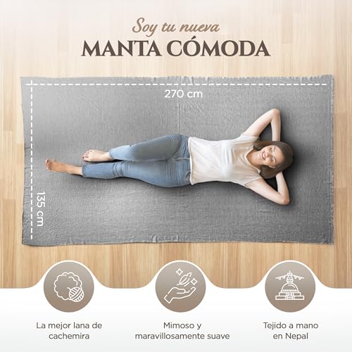 Cashmere Blanket – Hand Woven 100% Pure Wool Throw Blanket, 135 x 270 cm – Fine Herringbone Pattern Cozy, and Soft Blanket for Bed, Sofa, or Couch - Made in Nepal - color: Grey