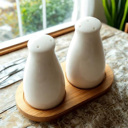 Ceramic Salt and Pepper Shakers Set with a Bamboo Tray,Farmhouse White Salt Shaker for Cooking,Travel,BBQ, Kitchen and Resturant Decor Set of 2
