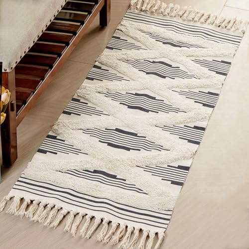 Boho Runner Rug Washable Hallway Rug Runner, Tufted Woven Cotton Farmhouse Area Floor Mat for Bedroom, Modern Diamond Entryway Carpet with Tassels (Grey, 2'x5') - size: 2' x 5' (Rectangular)