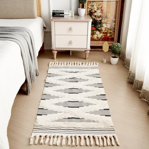 Boho Runner Rug Washable Hallway Rug Runner, Tufted Woven Cotton Farmhouse Area Floor Mat for Bedroom, Modern Diamond Entryway Carpet with Tassels (Grey, 2'x5') - size: 2' x 5' (Rectangular)