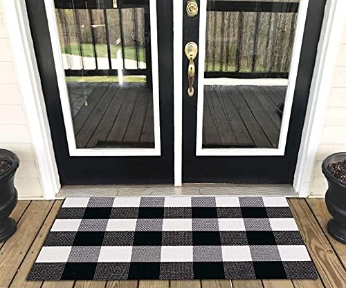 Levinis Buffalo Check Rug - Cotton Washable Porch Rugs Durable and Washable Outdoor Rugs Door Mat Hand-Woven Buffalo Plaid Rug for Outdoor/Kitchen/Bathroom/Entry Way/Bedroom, 23.6" x 35.4" - color: Black and White Plaid, size: 1'11" x 2'11" (Rectangular)