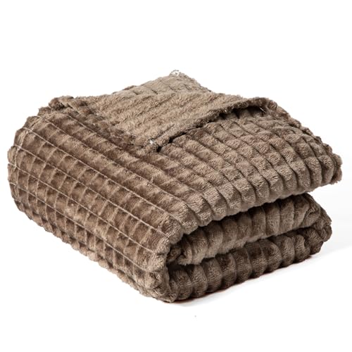 Ultra Soft Jacquard Sherpa Throw Blanket, Lightweight Yet Cozy, Versatile Couch and Travel Blanket, Checker Pattern, Multiple Sizes and Colors, Easy-Care and Durable,50x60 Inches - color: Brown