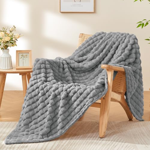 BEDELITE 3D Checked Grey Fleece Twin Throw Blanket for Bed, 60x80 Inch | Soft Warm Fuzzy Fluffy Blanket for Couch Sofa, Lightweight Plush Cozy Throws for Home Room Decor, Gift for Women, All Season - color: Grey, size: Twin(60"x80")