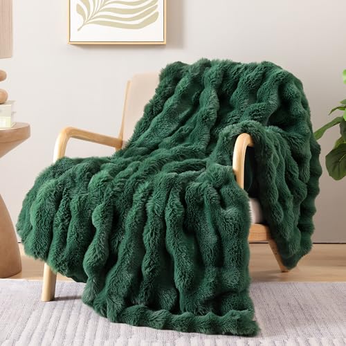Faux Rabbit Fur Throw for Couch - Dark Green Bubble Blanket 60"x80" | Fluffy Plush Fuzzy Throw for Sofa & Bed, Super Soft Cozy Comfrt Blanket, Luxury Aesthetic Dark Green Decor Gift for Women - color: Dark Green, size: Twin(60" x 80")
