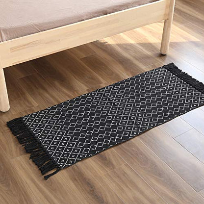 Moroccan Accent Hand Woven Bathroom Rug,Area Rug for Bedroom,Cotton Woven Boho Throw Rug ,Tribal Decorative Throw Rugs for Laundry Hallway Kitchen Sink(2inchx4.2inch,Black&white Rhombus)