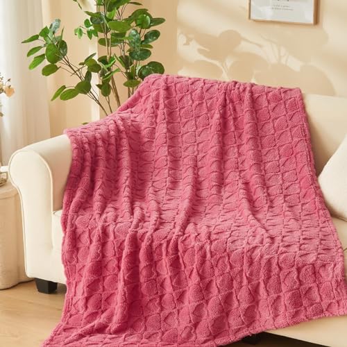 NEWCOSPLAY 3D Heart Checkered Flannel Throw Blanket, Coral Pink, 50"x70" | Super Soft Cute Lightweight Decorative Premium Silky Fleece Blanket for Couch Sofa Bed, Gift for Women Men, All Season Use - color: Coral Pink Love, size: Throw(50"x70")