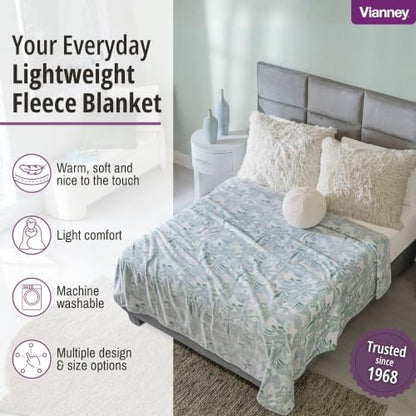 Vianney - Lightweight Blanket - Aspen/Queen Size - Beauty Soft 100% Polyester Fabric - Lightweight Year-Round Warmth and Machine Washable - color: Light Blue / White, size: Full / Double