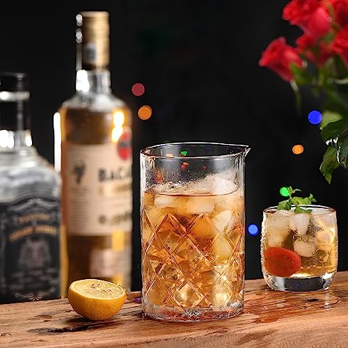 24oz Crystal Cocktail Mixing Glass | Old Fashioned Mixing Glass Bartender Bar Tool | Heavy Duty 700ml Glass Cocktail Pitcher & Mixing Beaker for Whiskey Drinks, Bar Accessories - size: 24 Ounces
