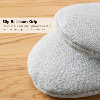 KITCHENAID Gourmet Series Gridlines Mini Oven Mitts 2-Pack Set, Heat Resistant up to 600°F, Soft Silicone Grip, Magnetic Cuff, Matte Grey, 5.5"x9" - color: Matte Grey