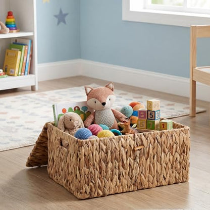 Large Wicker Basket with Lid, Natural Water Hyacinth Storage Baskets with Built-in Handles Woven Decorative Box for Shelf Pantry Laundry, Home Organizer, 15.7"x11"x7.5" - size: 15.7"L x 11"W x 7.5"H
