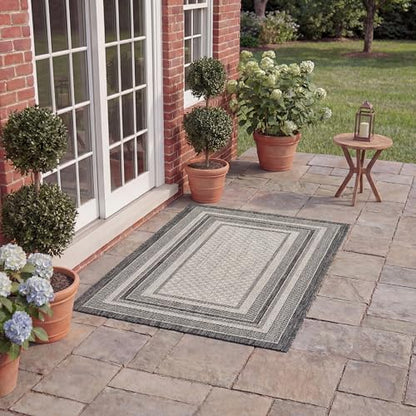 SAFAVIEH Courtyard Outdoor Accent Rug 2'3"x5', Light Grey CY8475-37612 - color: Light Grey/Black, size: 2'3" x 5' (Rectangular)