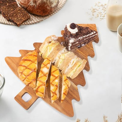Christmas Tree Cutting Board Wood, Christmas Tree Shaped Charcuterie Board with Handle, Acacia Wood Christmas Tree Wooden Serving Tray, Christmas Gift Decor
