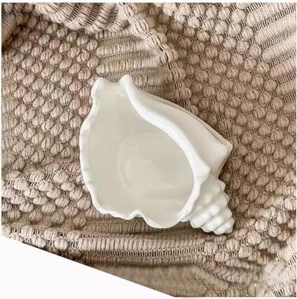 Conch Shell Tea Light Candle Holder, Shell Jewelry Dish, Ocean Coastal Beach Themed Ceramic White Sea Shell Jewelry Tray Dish Candy Dish Key Holder for Table Home Party Décor