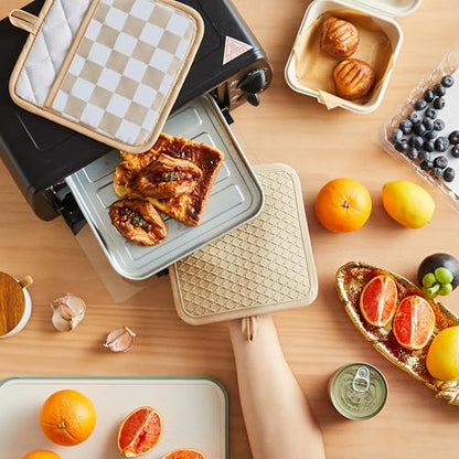 Ohocut Beige Checkered Pot Holder, Checkerboard Potholders for Kitchen, Silicone Pot Holders with Pocket for Kitchen Clearance 2 Pack Set, Hot Pads and Oven Mitts for Cooking Baking - color: Beige