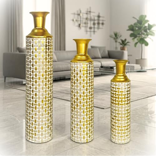Leewadee Set of 3 Large Floor Vases Metal for Pampas Grass | 3 Decor Vases for the Living Room, a trio by fireplace & TV for Pampas & Branches. Shatterproof, no shards - color: Gold, White