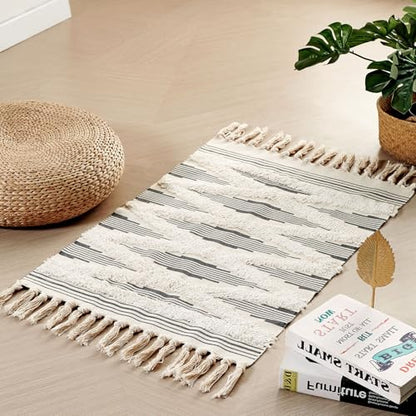Boho Runner Rug Washable Hallway Rug Runner, Tufted Woven Cotton Farmhouse Area Floor Mat for Bedroom, Modern Diamond Entryway Carpet with Tassels (Grey, 2'x3') - size: 2' x 3' (Rectangular)