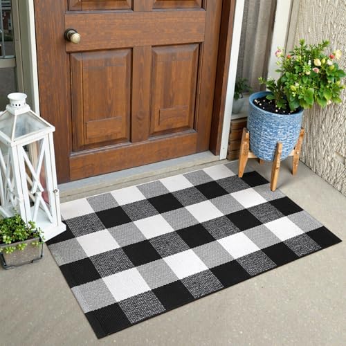 KIMODE Front Door Mat Buffalo Plaid Outdoor Rug 24"x35" Black and White Checkered Rug Farmhouse Front Porch Rug Decor Cotton Woven Washable Layered Doormats for Front Door Outdoor Entrance | Checkered, 24"x35", Black and White,Washable,Farmhouse,Entry Rug