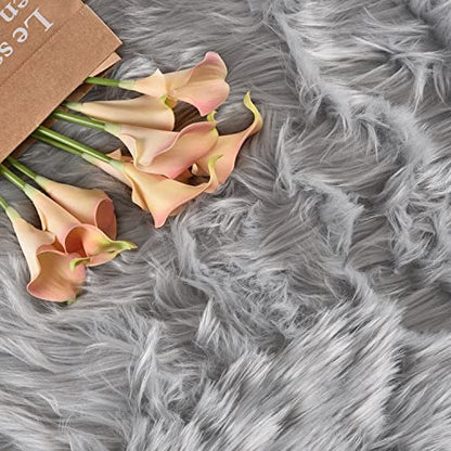 Latepis Faux Sheepskin Fur Rug 2x4 Feet Light Grey Fluffy Rugs Shag Furry Rug Small Area Rugs Carpet for Bedroom Living Room, Cushion - color: Grey, size: 2' x 4' (Sheepskin)