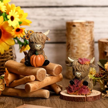 Wesiti 2 Pcs Fall Highland Cow Figurines Decor, Pumpkin Maple Leaf | Autumn Gnomes, Scottish Resin Statue, Calf Lovers Gifts for Thanksgiving, Home Garden Kitchen Office Table Shelf Tiered Tray - style: Fall