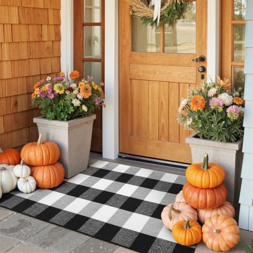 KIMODE Buffalo Plaid Outdoor Rug Runner Doormat 24'' x 51", Black/White Cotton Woven Checkered Fall Farmhouse Porch Rugs, Washable Indoor Door Mat for Front Layered Kitchen Bathroom Laundry Room | Checkered，Black and White,24"x51",Fall Farmhouse，Woven，Was