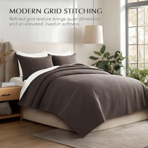 100% Cotton Modern Grid Stitch Quilt Set, Queen Size, Dark Brown | Pre-Washed Cotton Coverlet Bedspread, Oversized Lightweight 3-Piece Bedding Set for All Season, with 2 Pillow Shams - color: Dark Brown, size: Full/Queen (96" X 94")