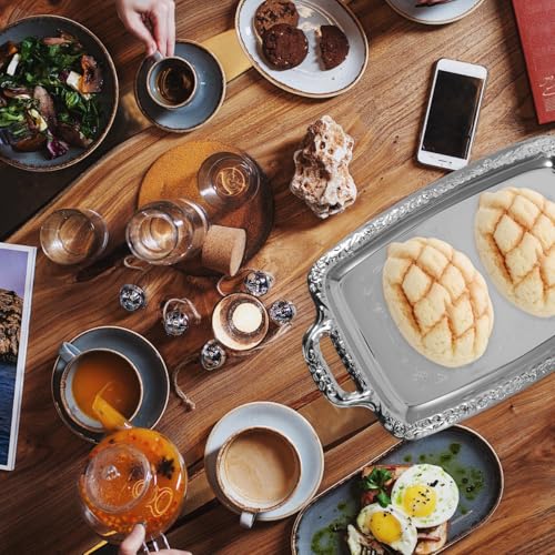 Homoyoyo Silver Serving Tray With Handles, Mirror Finish Rectangular Metal Tray 13.5*9 Inch for Food Serving Coffee Table Dessert Platter Stainless Steel Decorative for Kitchen Dining Room Wedding Use