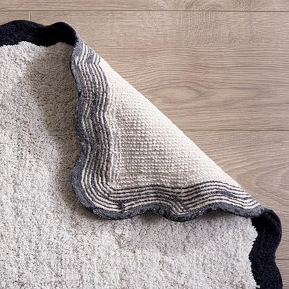SAFAVIEH Plush Master Bath Collection – Ziggy Blue & White Scalloped Border Bath Mat Set of 2, 21" x 34", Cotton with Non-Slip Backing (PMB912A-2134-SET2)